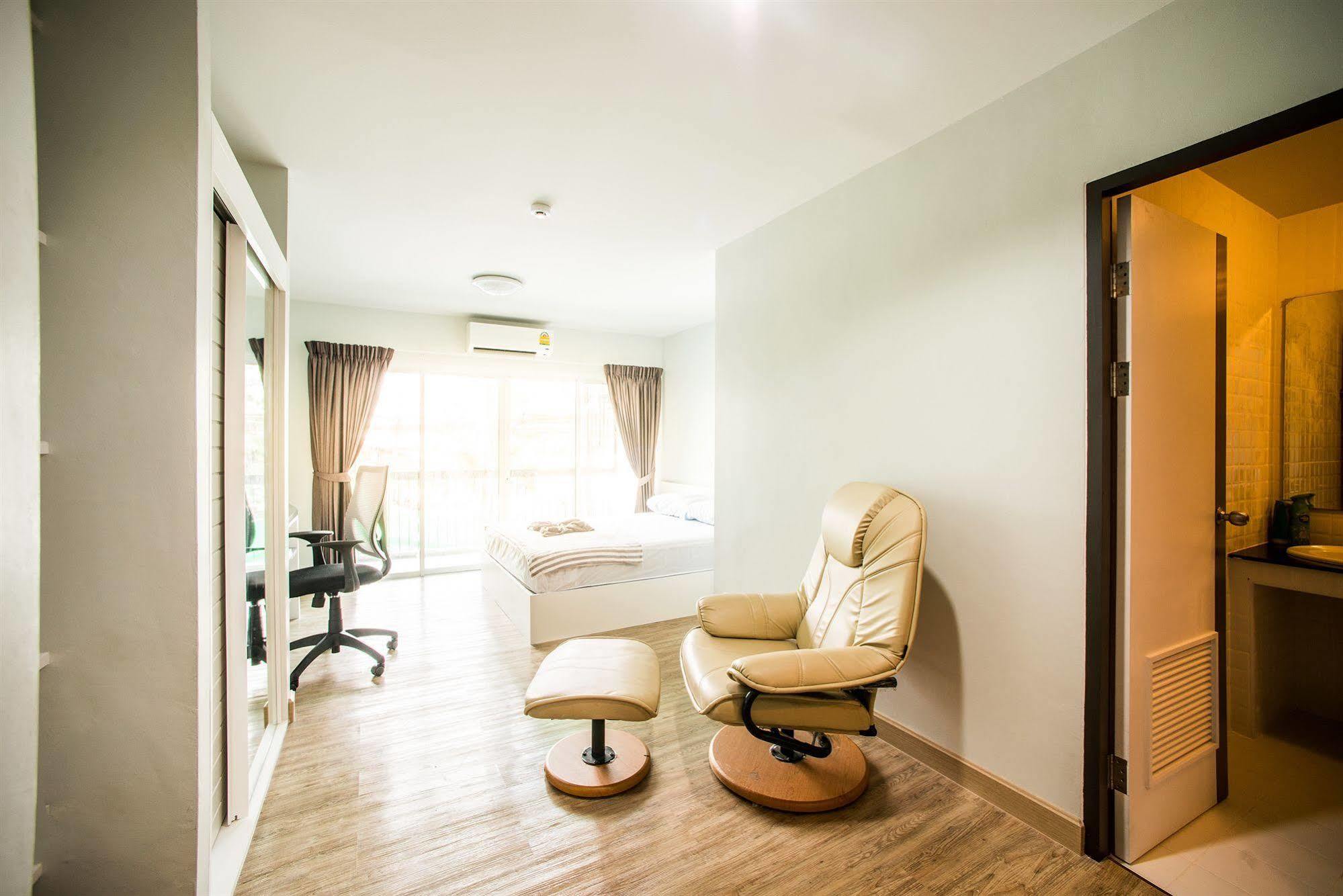 Vanilla Residence Chiangmai Чиангмай Екстериор снимка